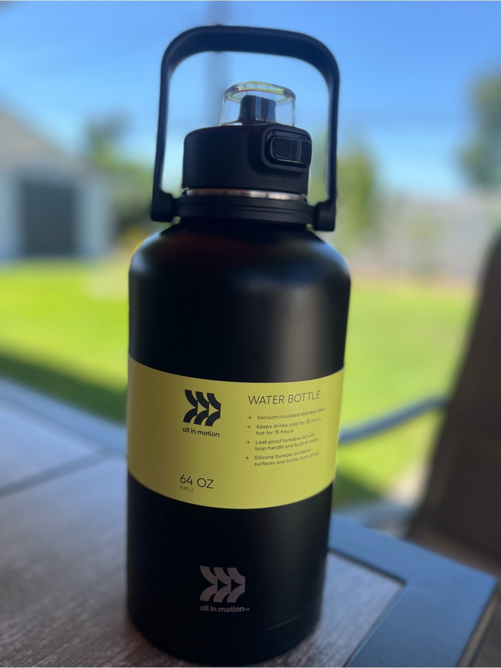 NWT All in Motion 64 oz Insulated Water Bottle-Black Stainless Steel